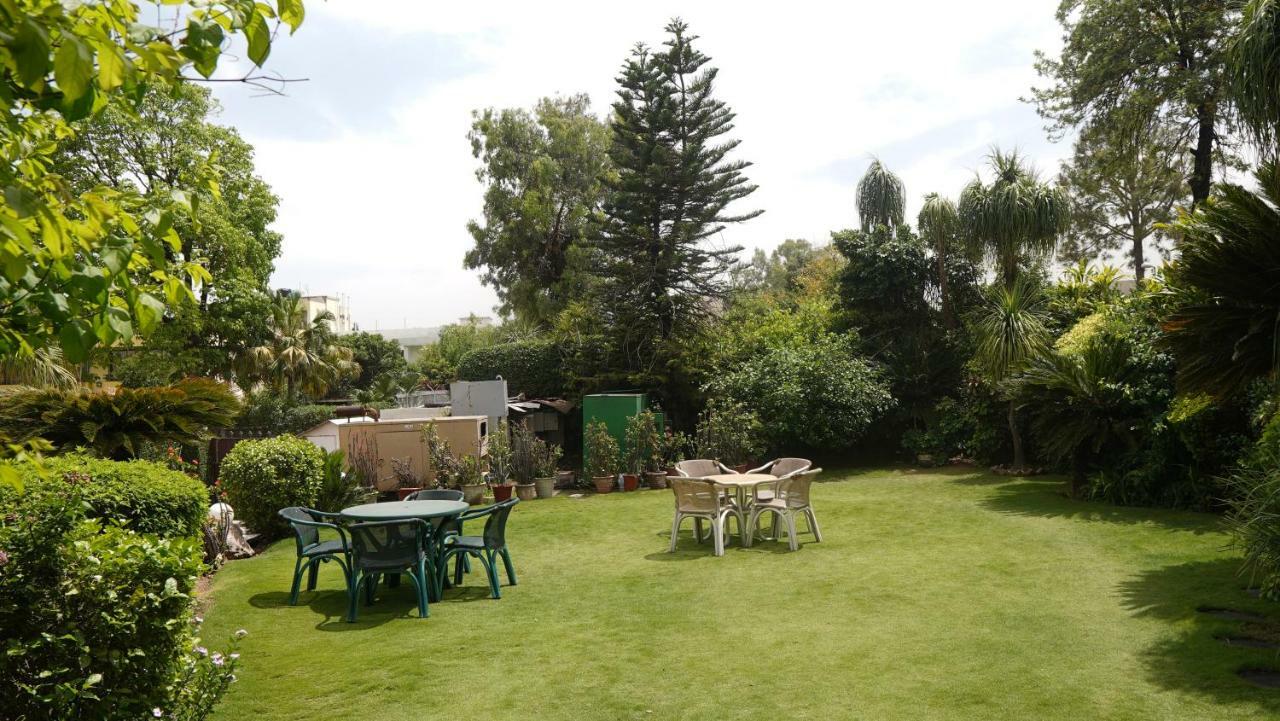 Bed And Breakfast Magnolia Islamabad Buitenkant foto